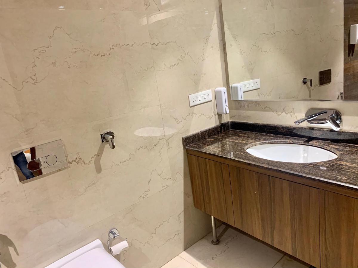 Hotel Amber Rudrapur Экстерьер фото