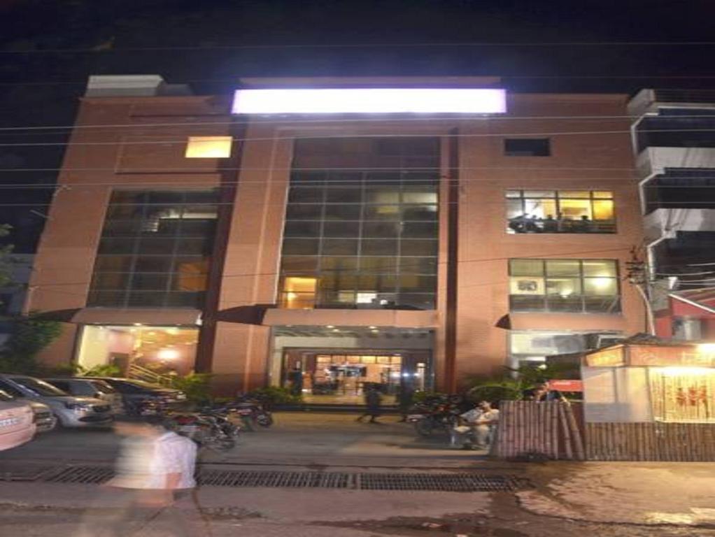 Hotel Amber Rudrapur Экстерьер фото